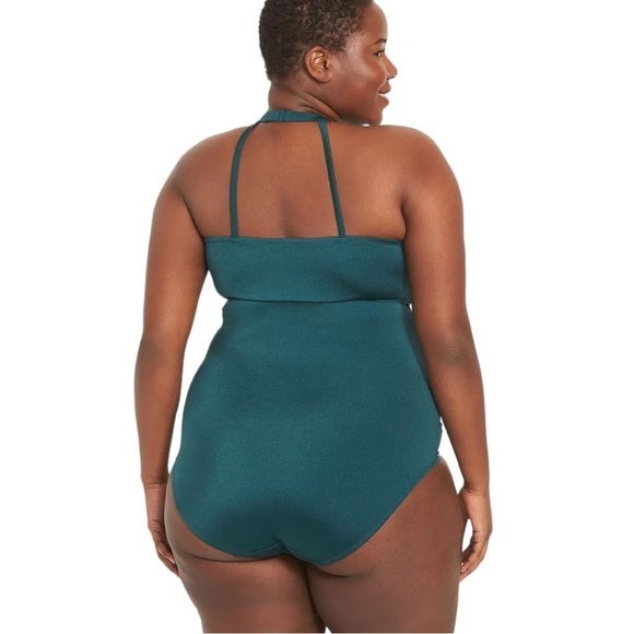 Lane Bryant No-Wire Fisnet-Trim Swim One-Piece Size 24 - Picture 2 of 2